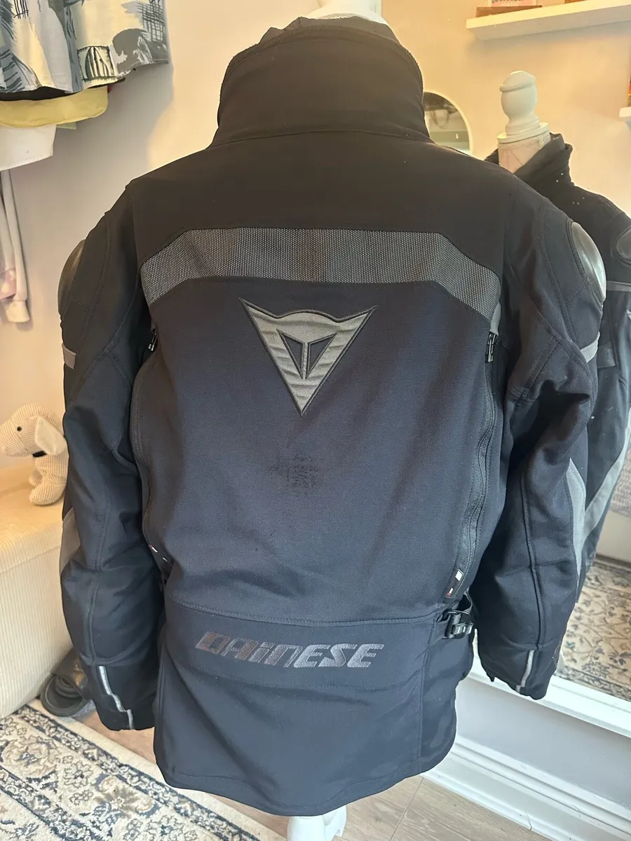Dainese waterproof 2piece goretex suit - Image 3