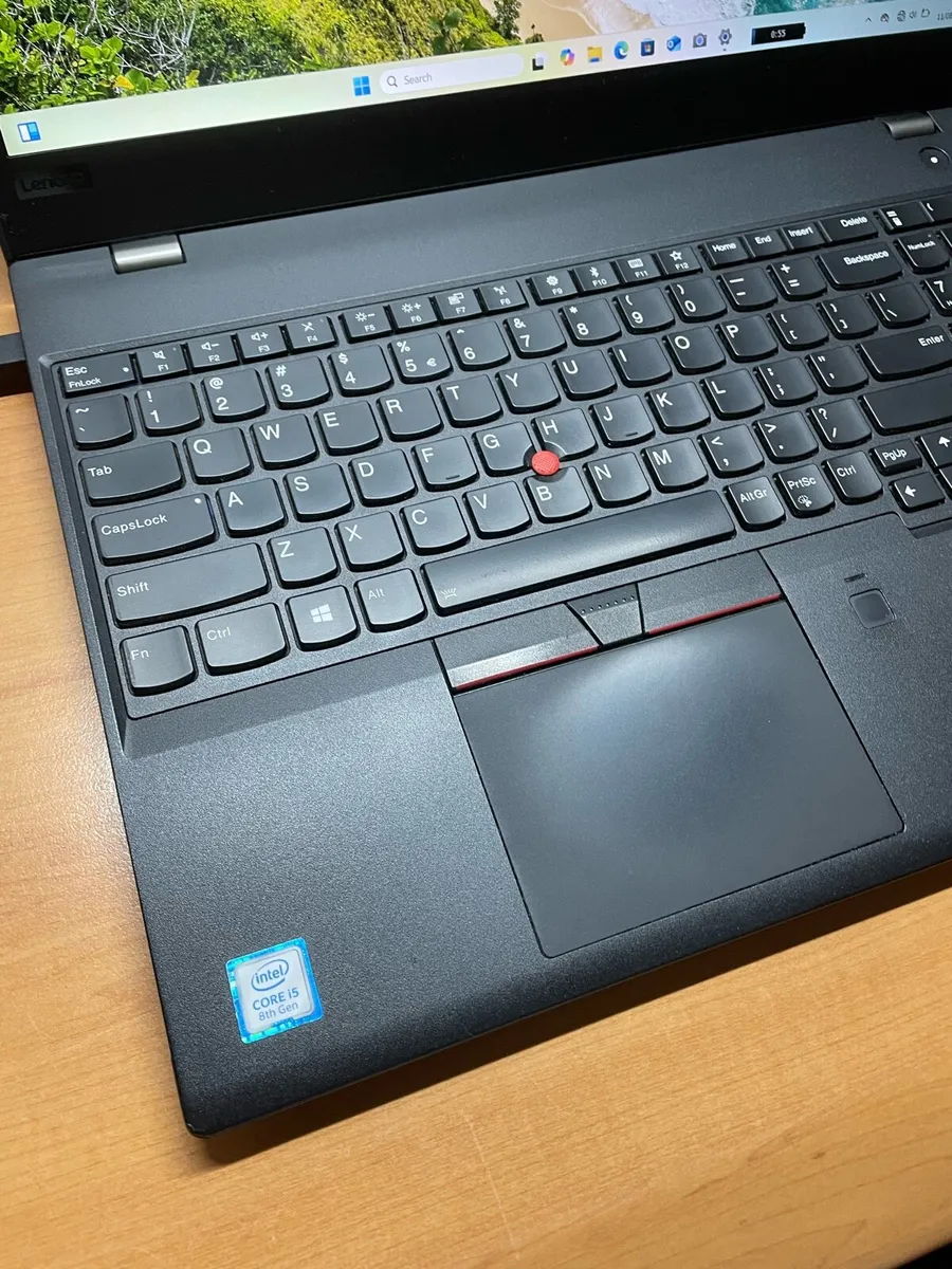 Lenovo T580 i5 pro 16-256 win 11 pro - Image 3