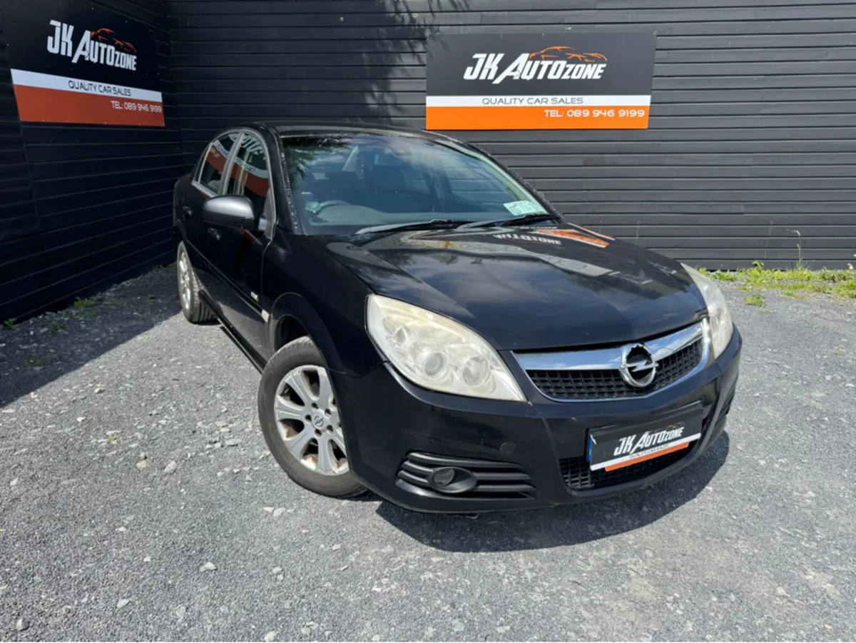 Opel Vectra DESIGN 1.9DTI 4 DR 1.9 CDTI 120PS - Image 1