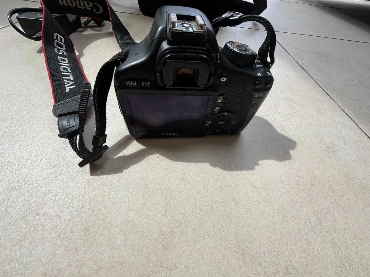 Canon EOS 550D - Image 2