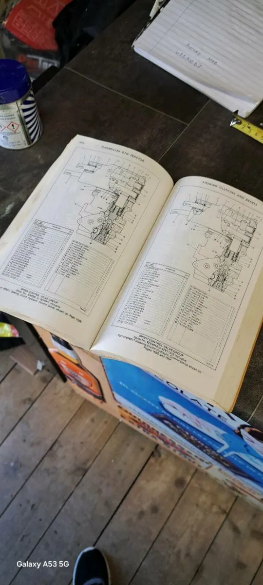 Old caterpillar  D7 part's  book - Image 2