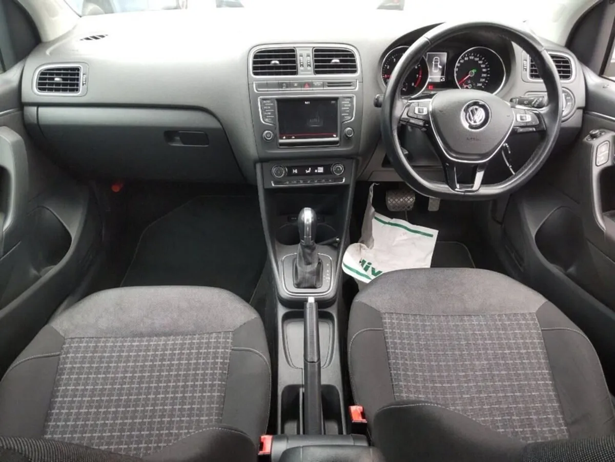Volkswagen Polo 1.2 TSI COMFORTLINE AUTO - Image 3
