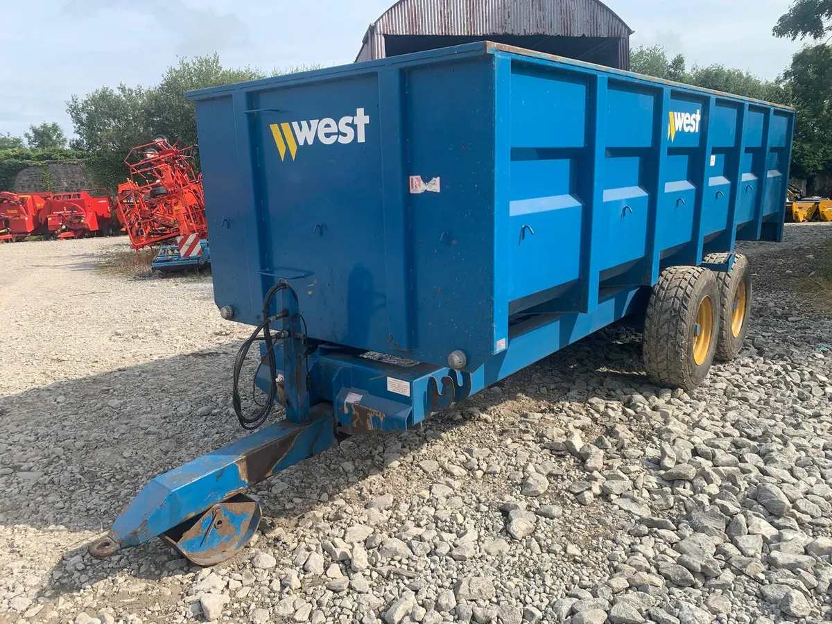 WEST 19' GRAIN TRAILER - Image 3