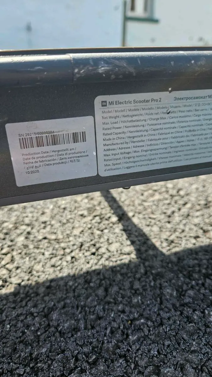 Xiaomi Mi Electric Scooter Pro 2 - Image 2