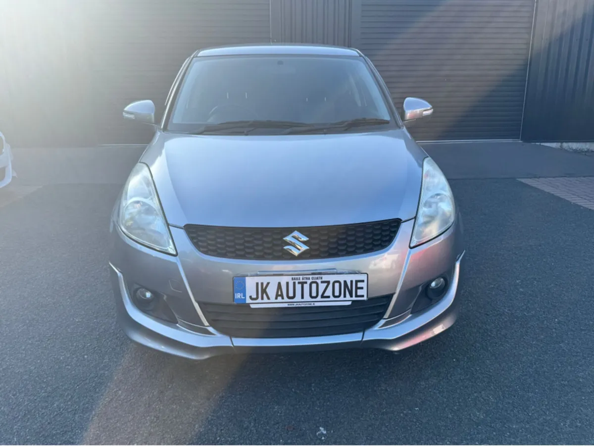 Suzuki Swift 1.2 RS AUTO - Image 2