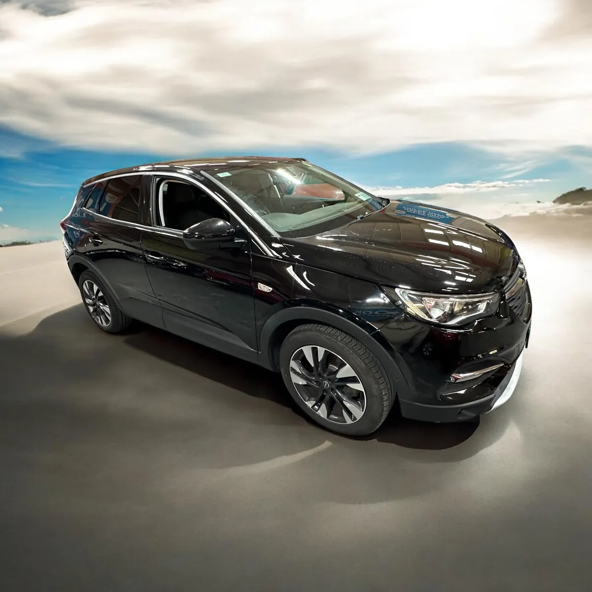 Opel Grandland X SRi 1.2i 130PS 6 Speed - Image 3