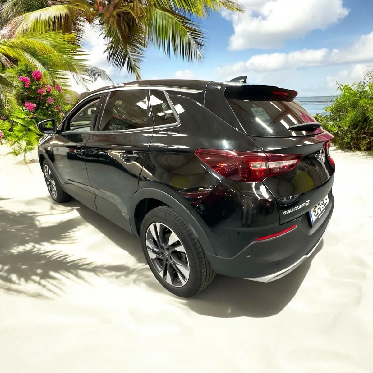 Opel Grandland X SRi 1.2i 130PS 6 Speed - Image 2