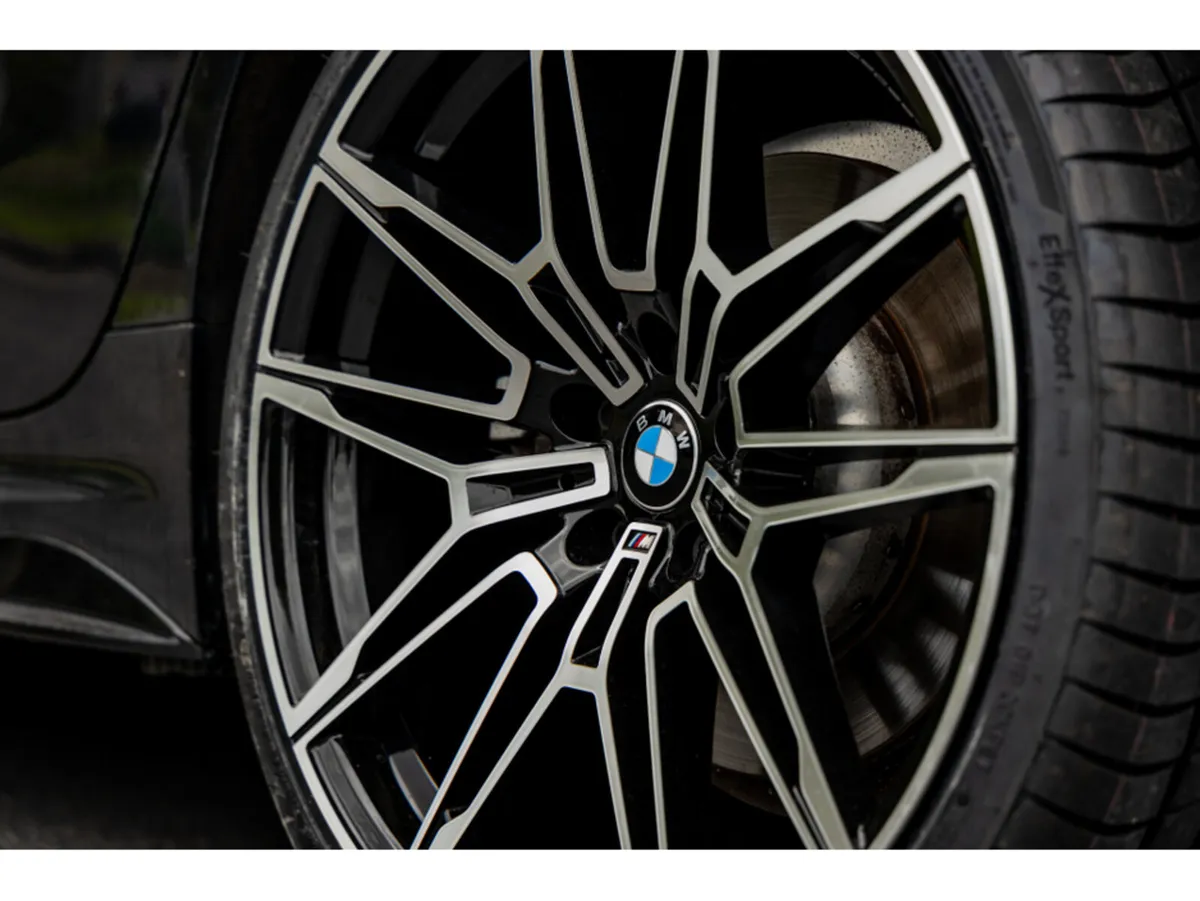 BMW 3-Series 330E M SPORT M PERFORMANCE * 1 YEAR U - Image 4