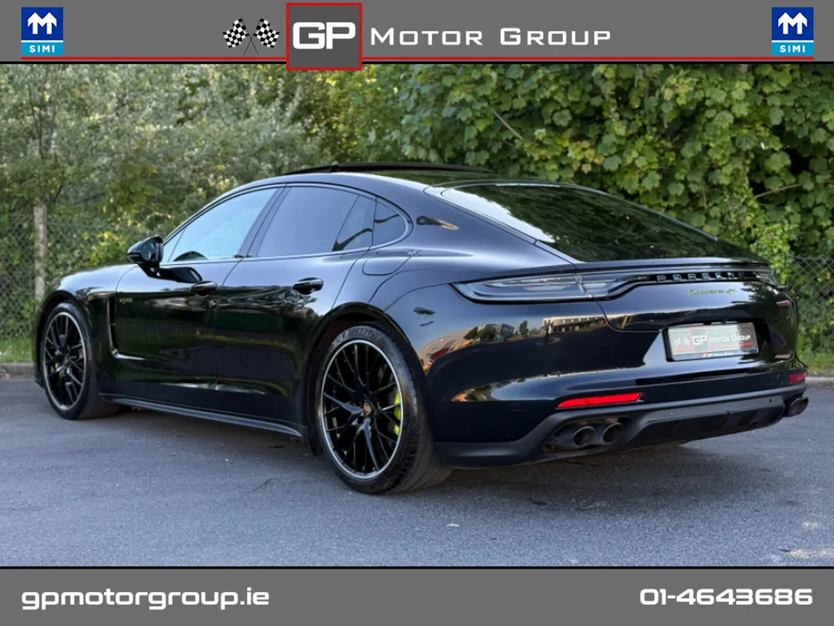 Porsche Panamera 4S V6 E-HYBRID PDK *MEGA SPEC* - Image 4