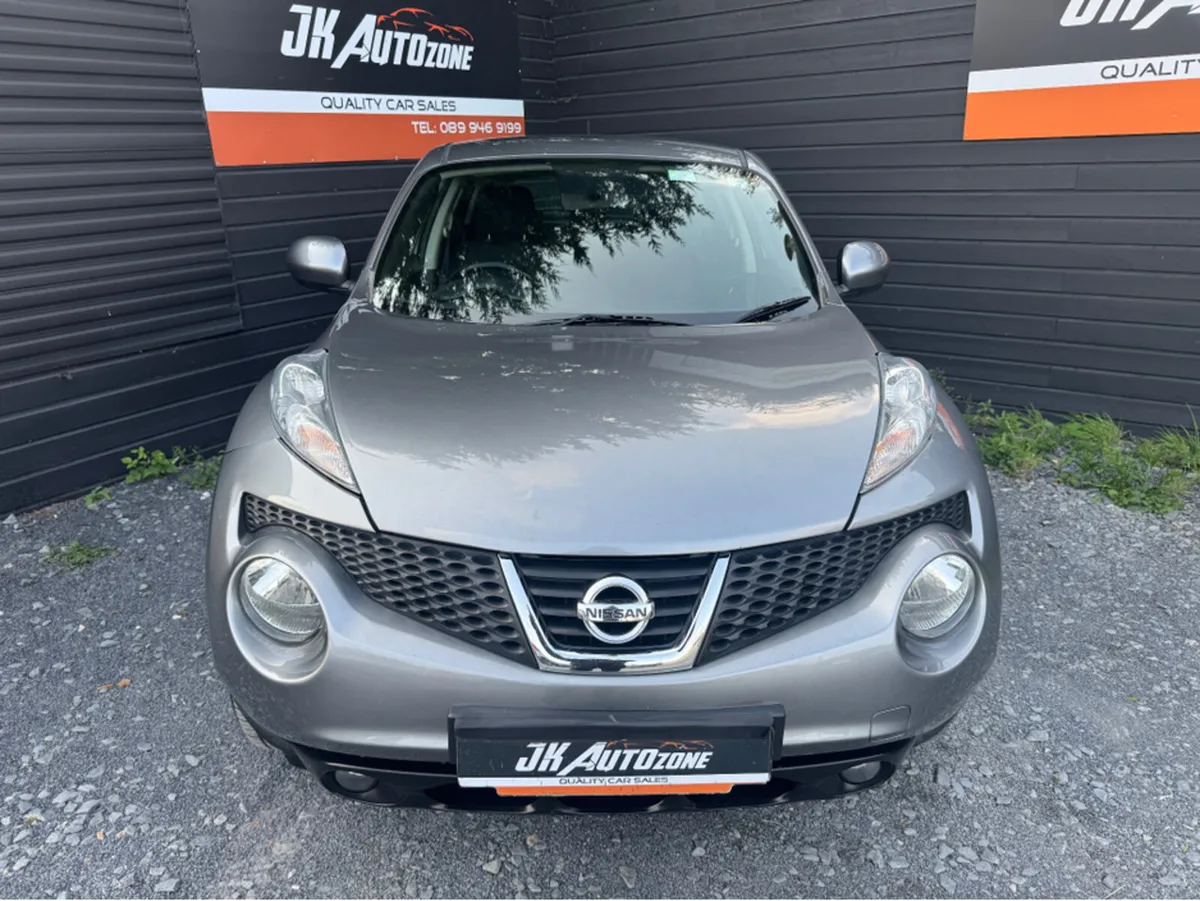 Nissan Juke 1.6 SV CVT 5DR AUTO 4DR - Image 2