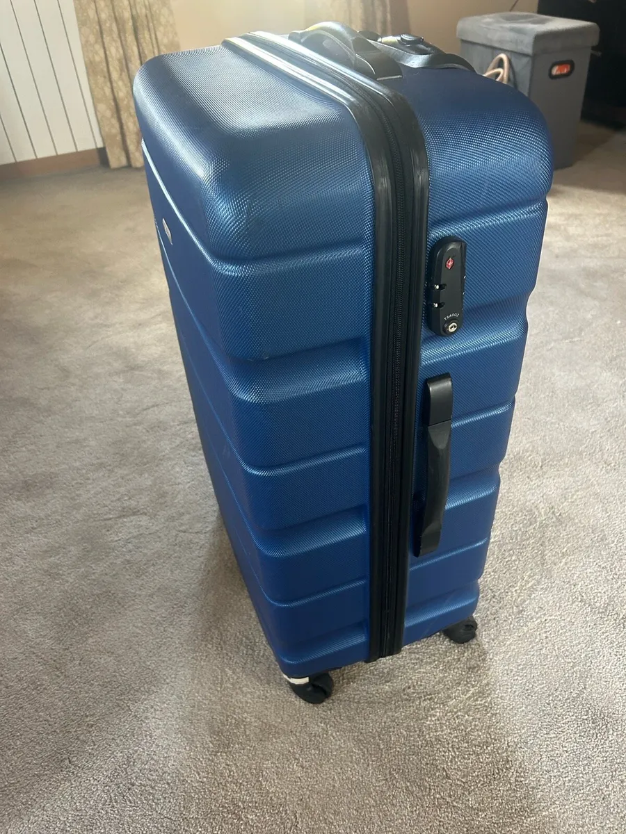 Suitcase - Image 3