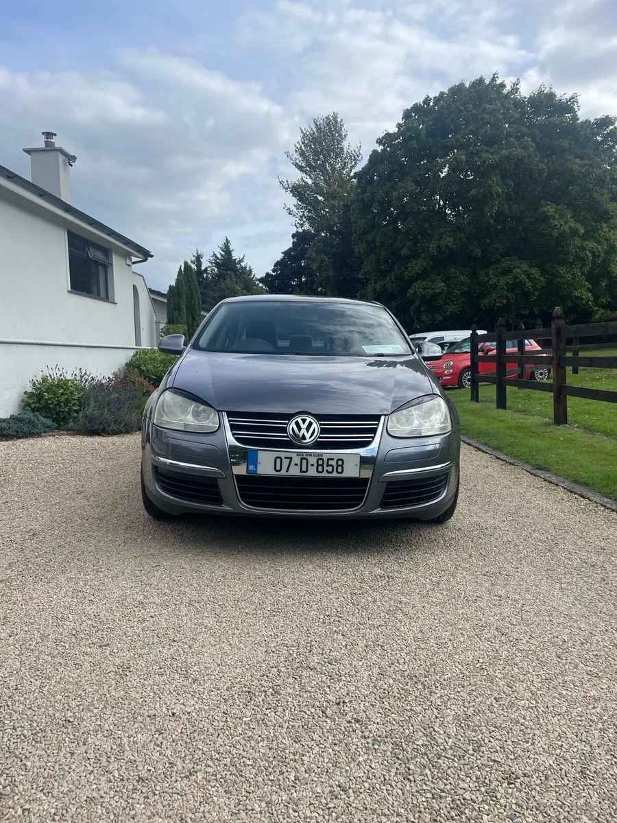 Volkswagen Jetta ( low kilometres) - Image 1