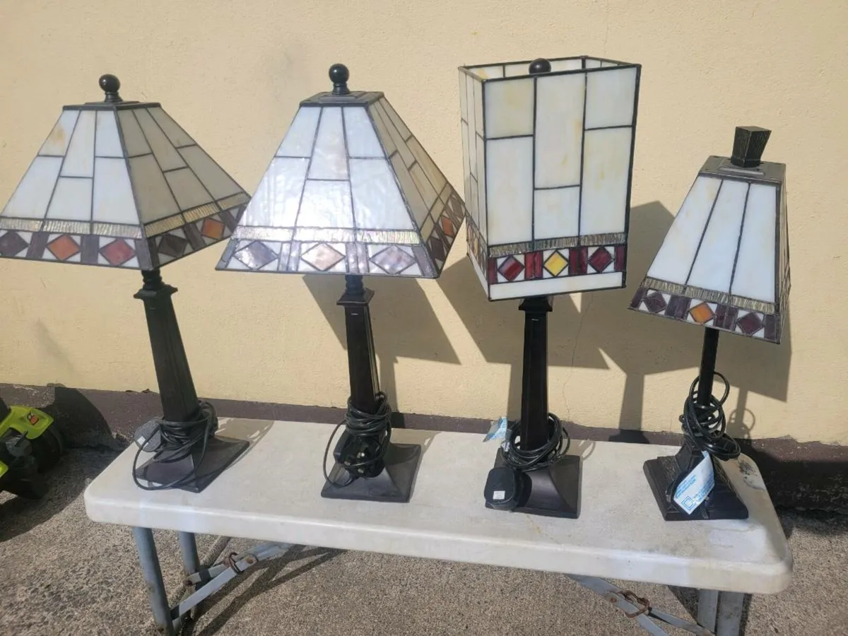 4 Tiffany lamps - Image 1