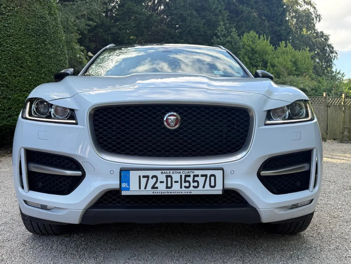 Jaguar F-Pace 2.0 D AWD 240PS R-SPORT - Image 3