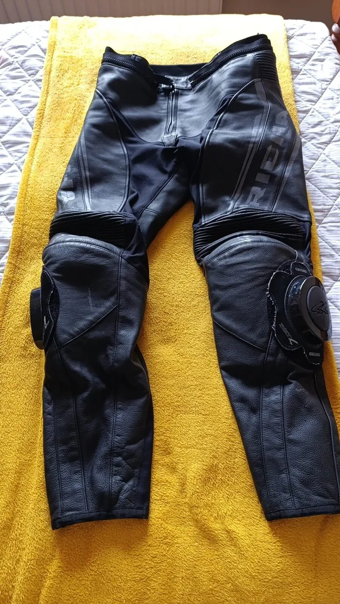 Richa  men’s leather trousers - Image 2