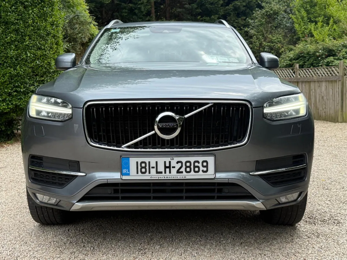 Volvo XC90 2.0 D5 MOMENTUM POWER PULSE  *F.Volvo.S - Image 3