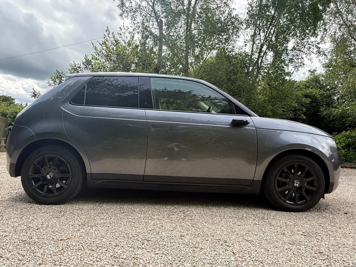 Honda e *Sale Agreed* ADVANCE *Sunroof…Immaculate - Image 3