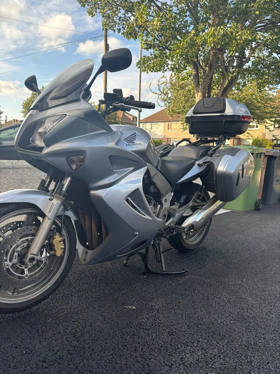 Honda cbf 1000 gt - Image 2