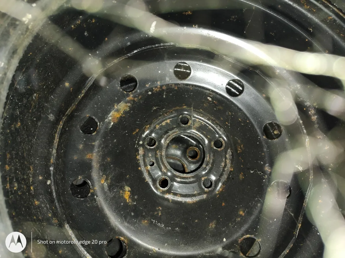 BMW alloys Astra parts - Image 4
