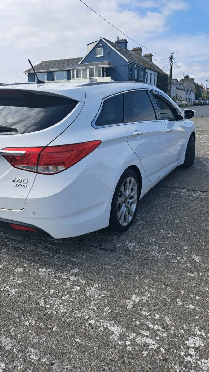 Hyundai i40 estate 116000 miles - Image 3
