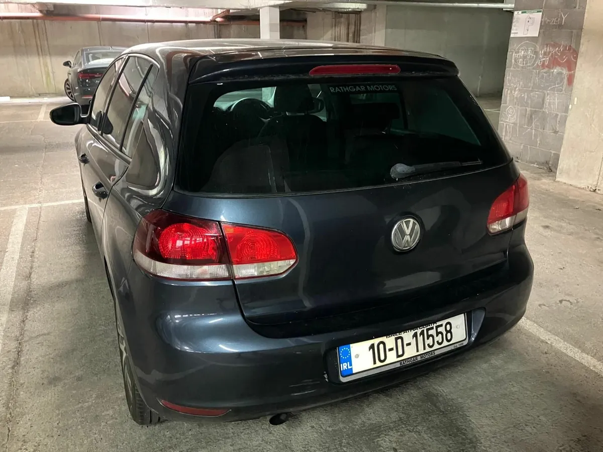 Volkswagen Golf 2010 - Image 4