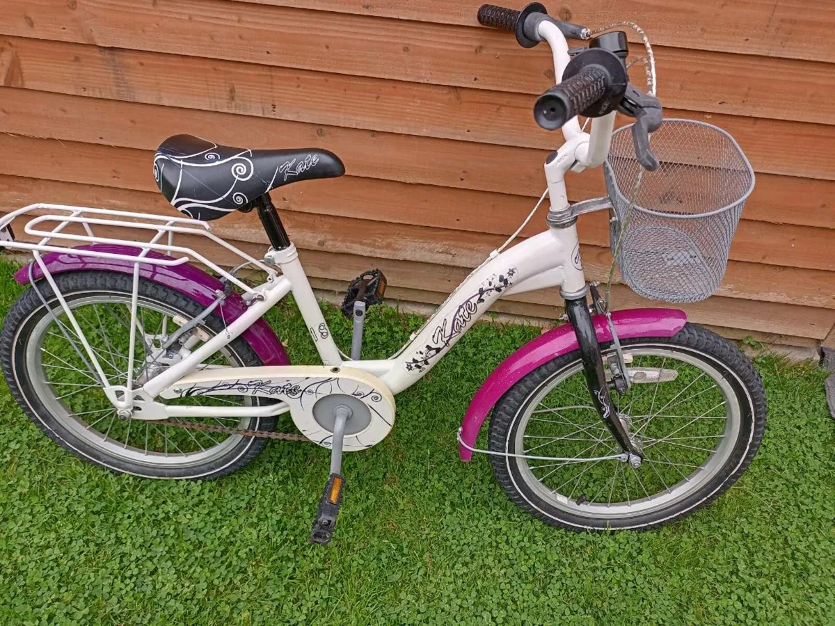 Kids kate bike size 18 inch wheels. - Image 2
