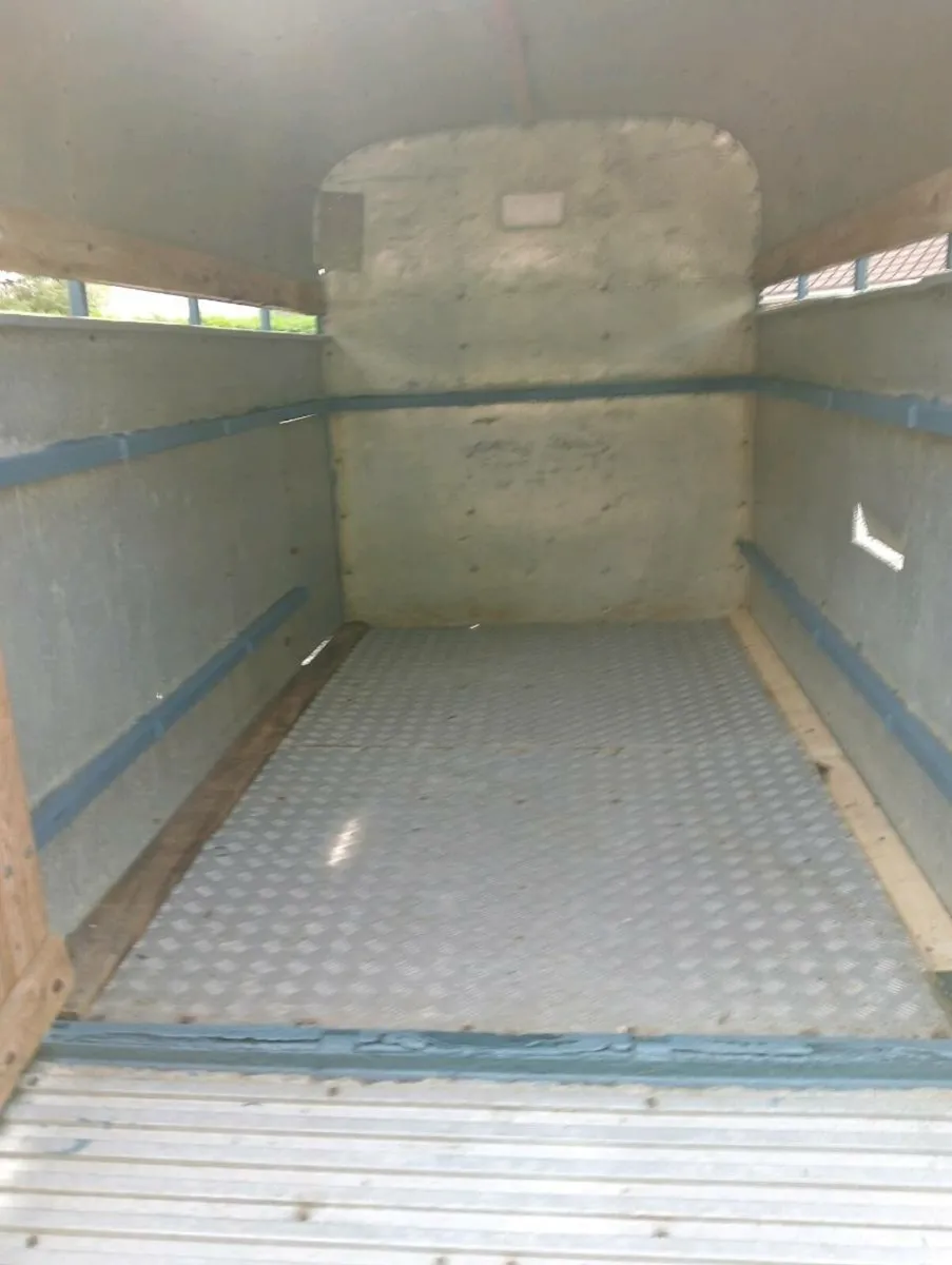 CATTLE TRAILER - Image 3