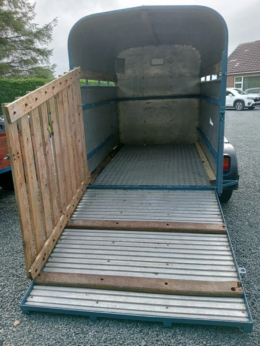 CATTLE TRAILER - Image 4