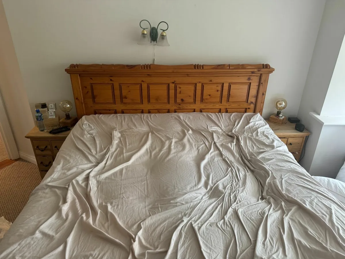 Solid Oak Super King  size bed just frame - Image 2