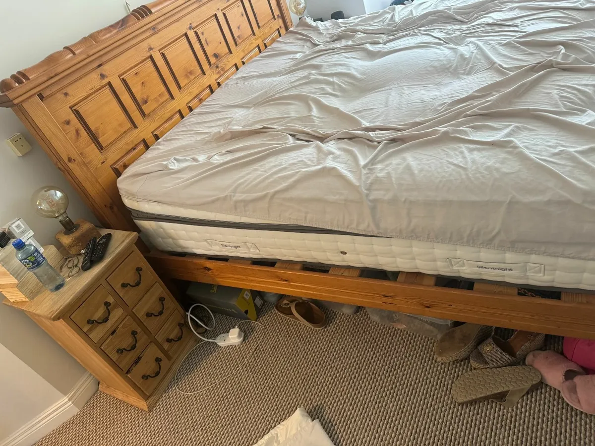 Solid Oak Super King  size bed just frame - Image 4