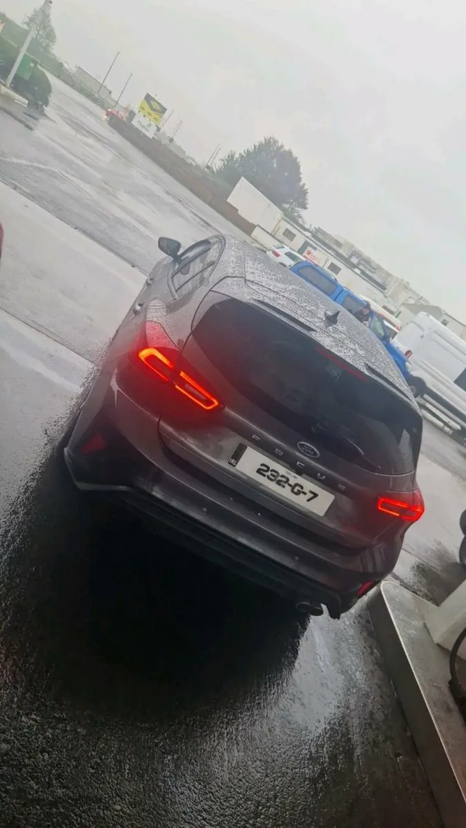Ford Focus - Image 2