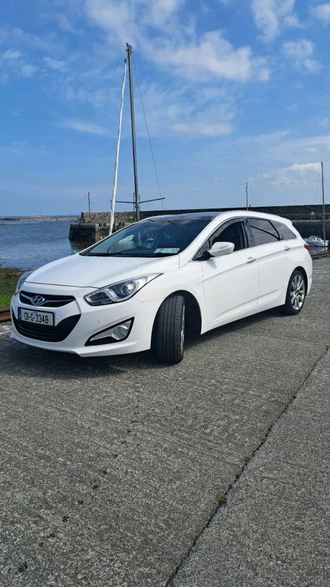 Hyundai i40 estate 116000 miles - Image 1