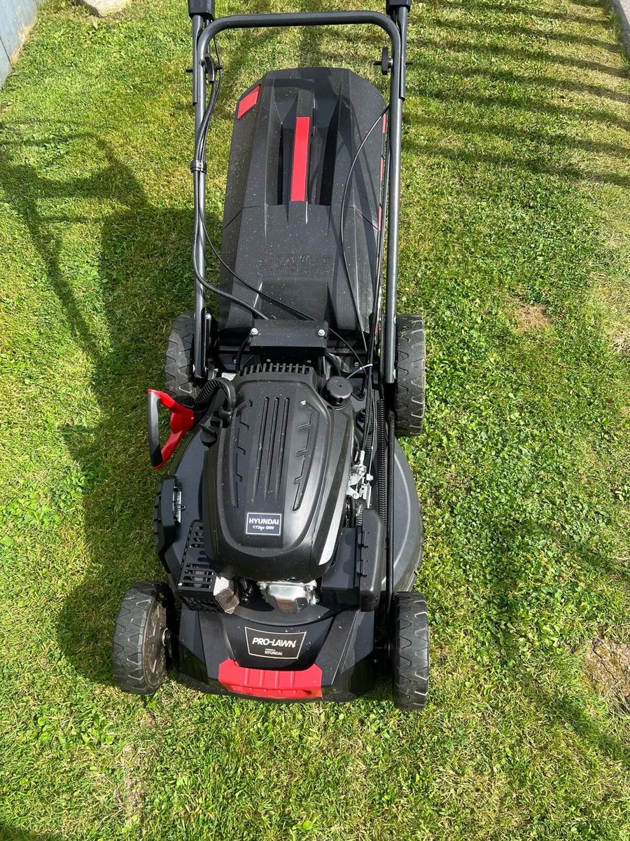 As new Hyundai Lawnmower - Image 3