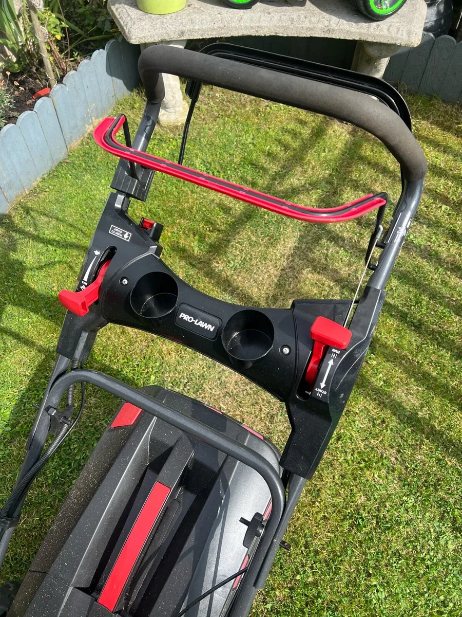 As new Hyundai Lawnmower - Image 4