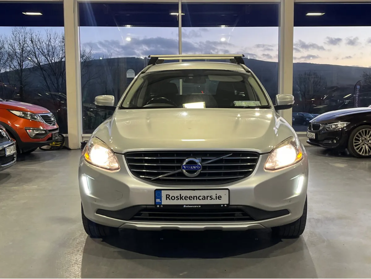 Volvo XC60 D4 FWD SE 5DR - Image 2