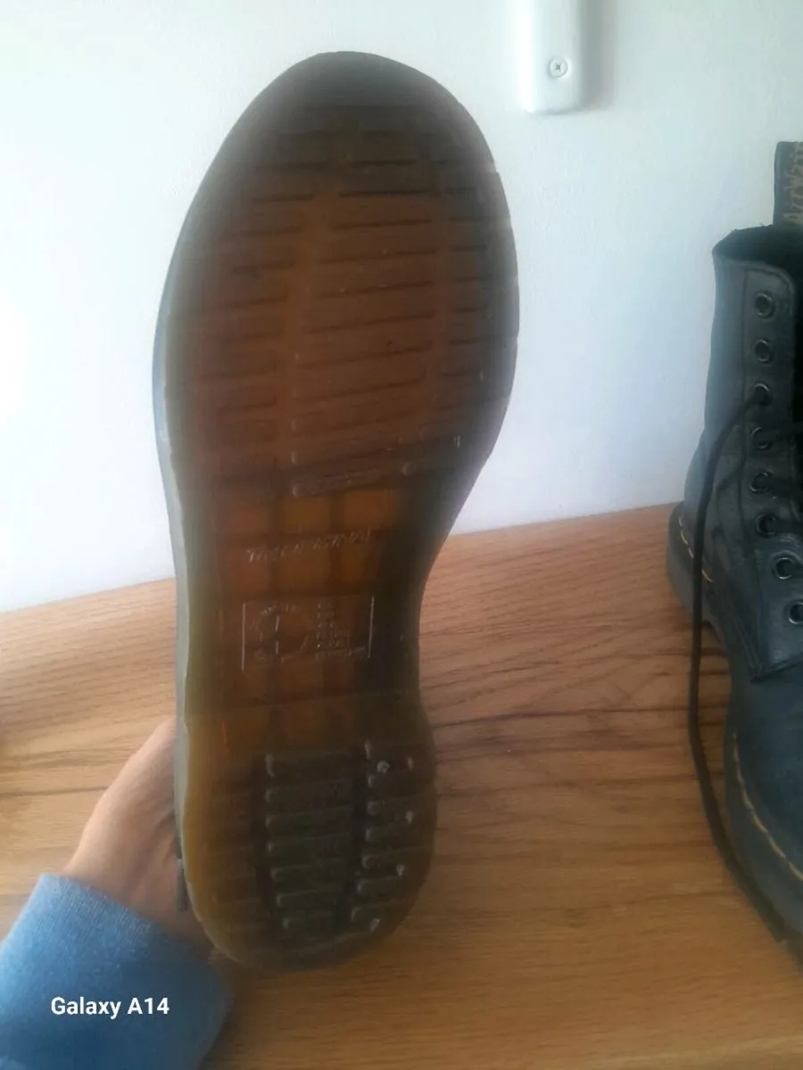 Doc martens boots - Image 3