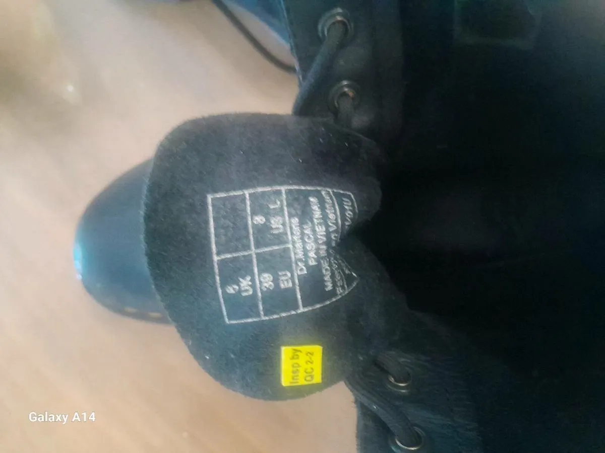 Doc martens boots - Image 4