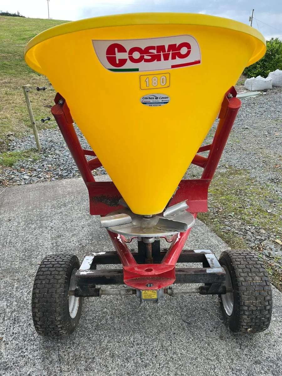 Cosmo 180 Fertiliser Spreader - Image 1