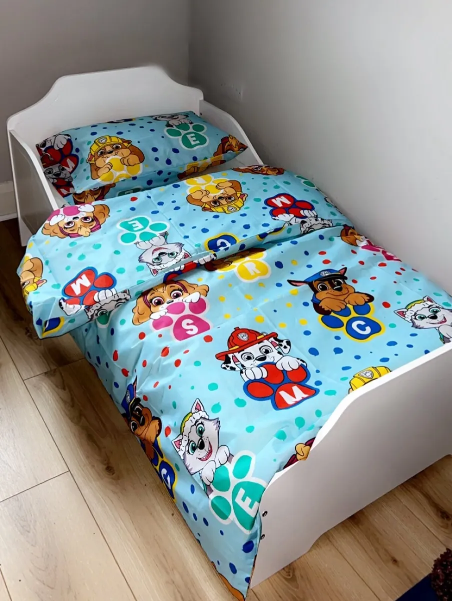 Toddler bed - Image 1