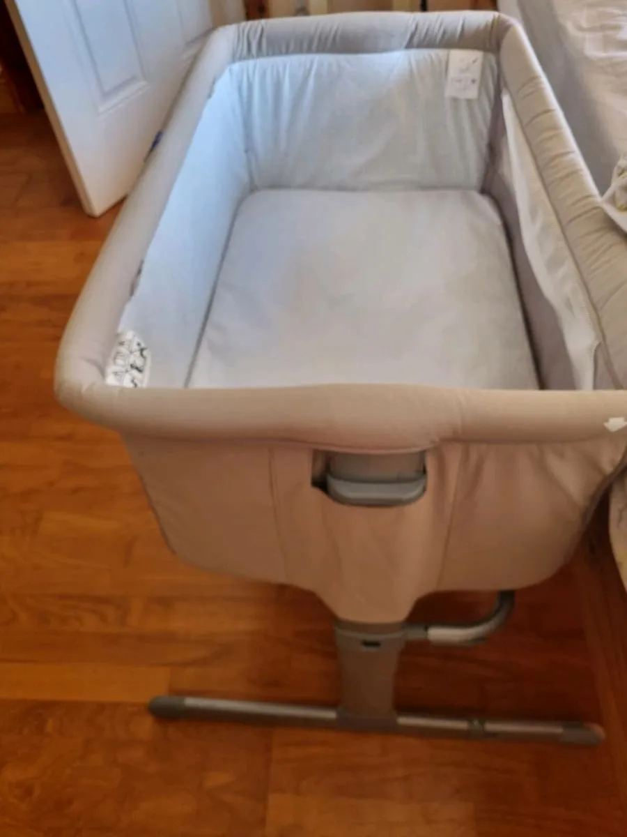 Chicco next to me Cot - Image 2