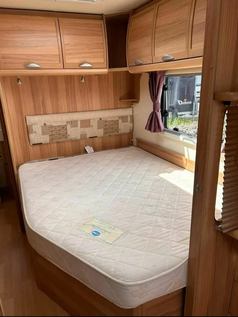 4 Berth caravan - Image 3