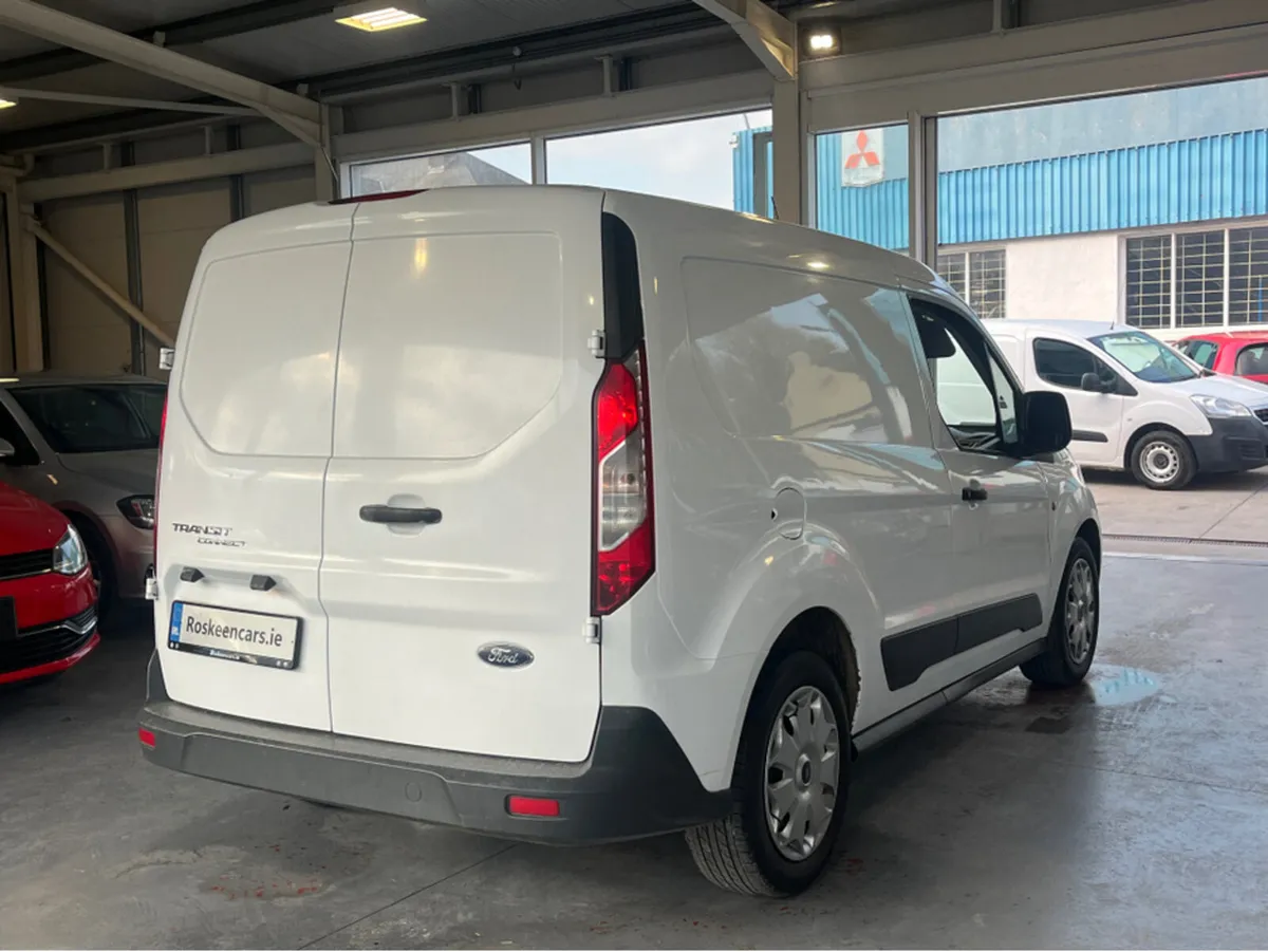 Ford Transit Connect SWB TREND 1.5 TD 75PS 5 5SPEE - Image 4