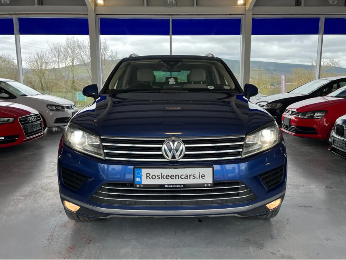 Volkswagen Touareg 3.0 TDI 262Bhp R line AUTO Crew - Image 2