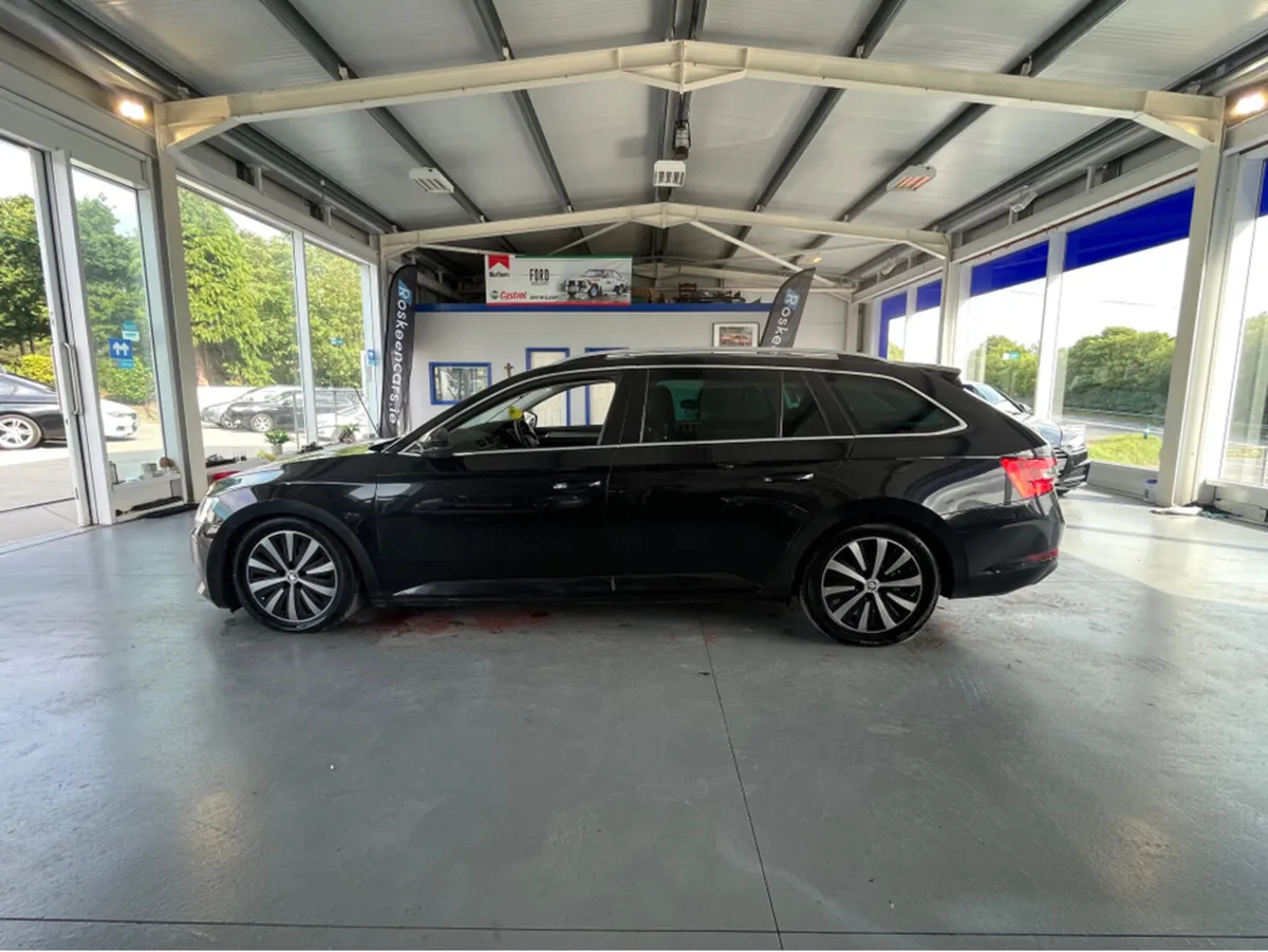 Skoda Superb SE TECH TDI GREENL TECHNOLOGY GREENLI - Image 4
