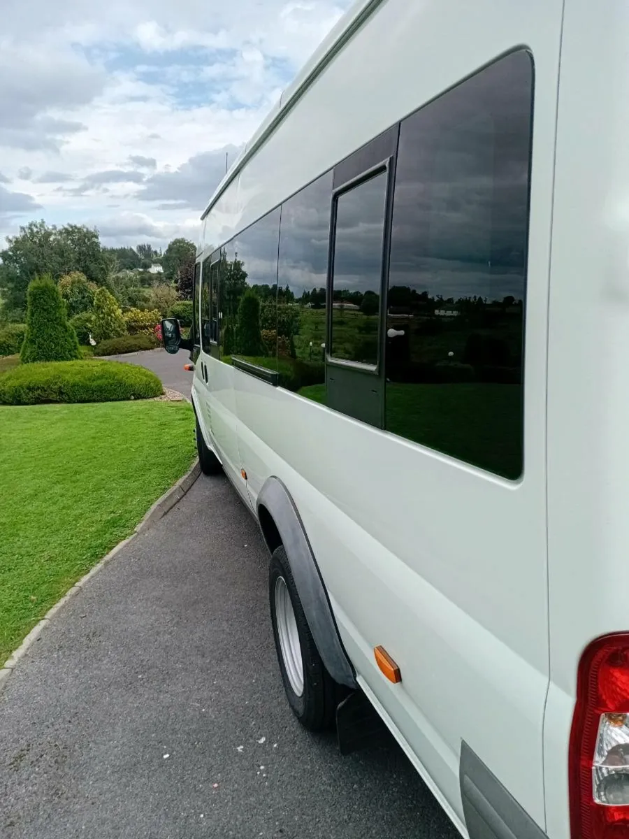 Bus - Image 4