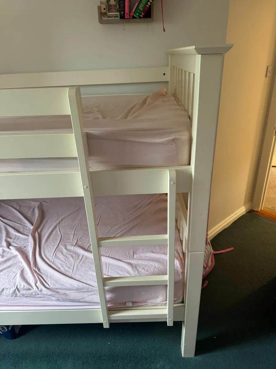 Cream Solid wood Bunkbeds with mattresses - Image 3