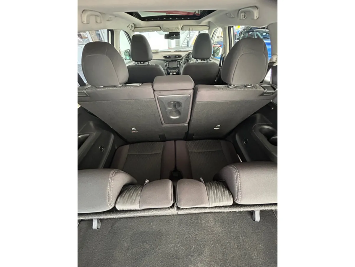 Nissan X-Trail N-CONNECTA DCI 1.6 VISIA 130BHP 7S - Image 3