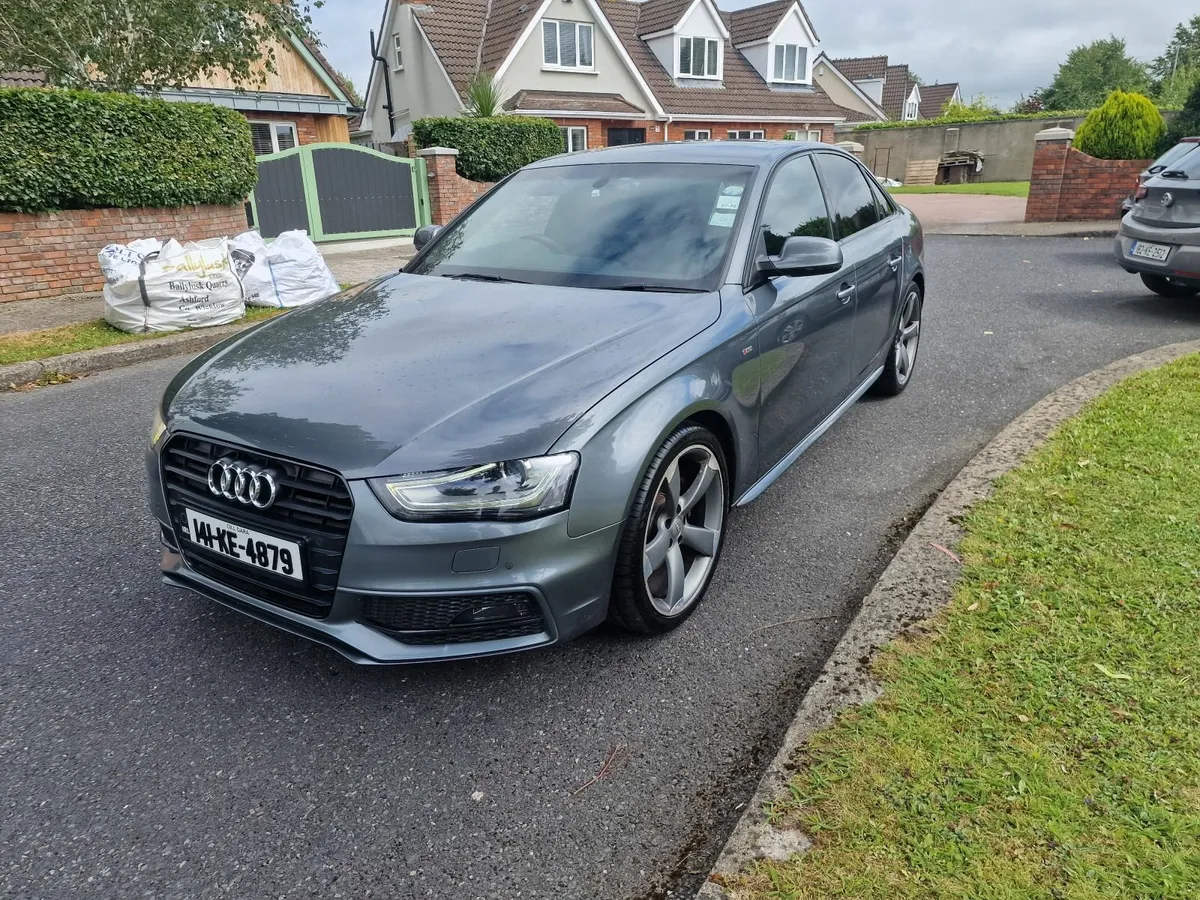Audi A4 2014 Sline Black Edition - Image 3