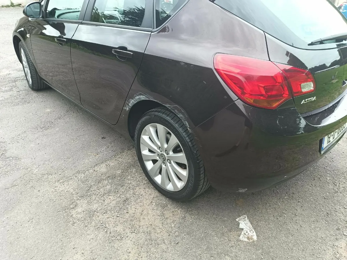 Opel Astra 2012  1.4 Petrol - Image 3