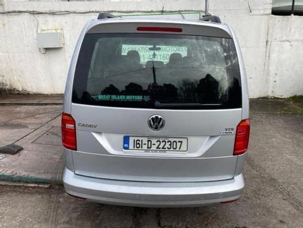 Volkswagen Caddy 7 seater 2.0 Trendline MPV Diesel - Image 4